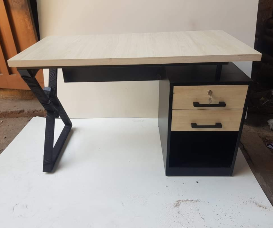 Computer Desk 02