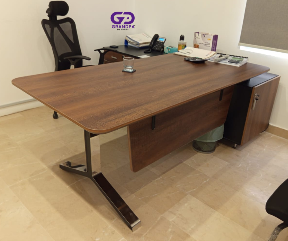 Crestline Executive Desk