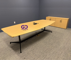 Vertex Conference Table