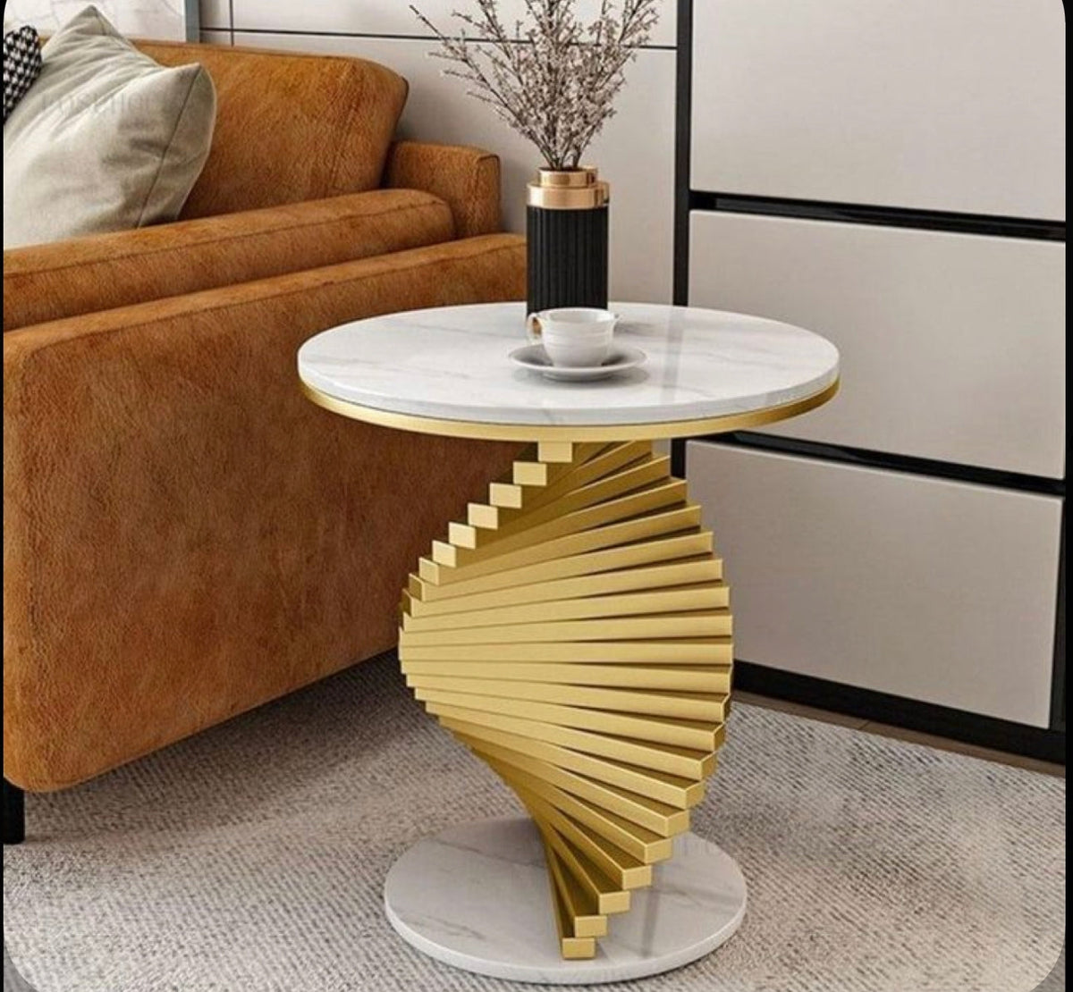 Zyla Nesting Table
