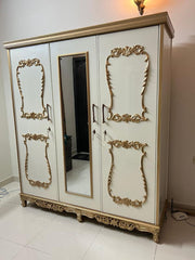 Timba Wardrobe