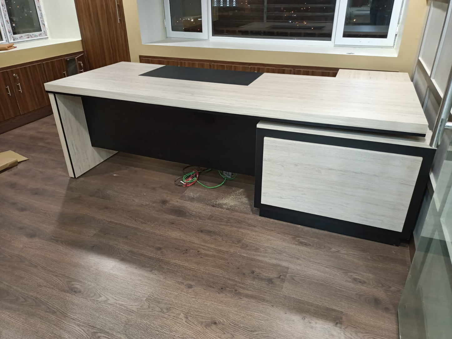 Paramount Executive Station