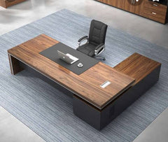 Crownline  Executive Table